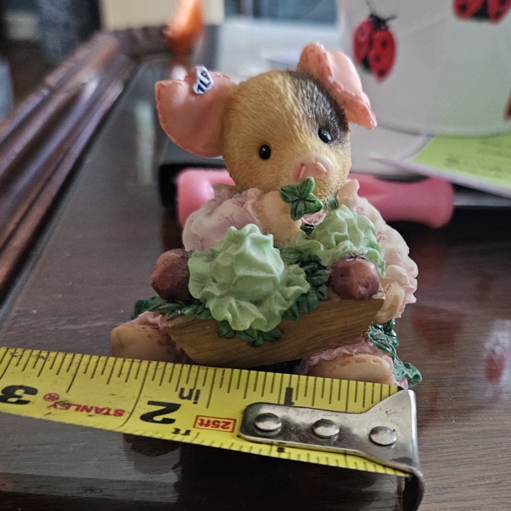 This Little Piggy "Sow Lucky" - Enesco Pig Figurine with Pink and Green Accents - Picture 5 of 6